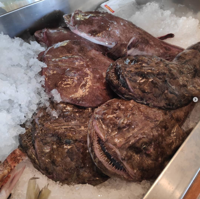 Restaurant Lino - fish and meat specialties on the promenade in the heart of Rabac Rabac