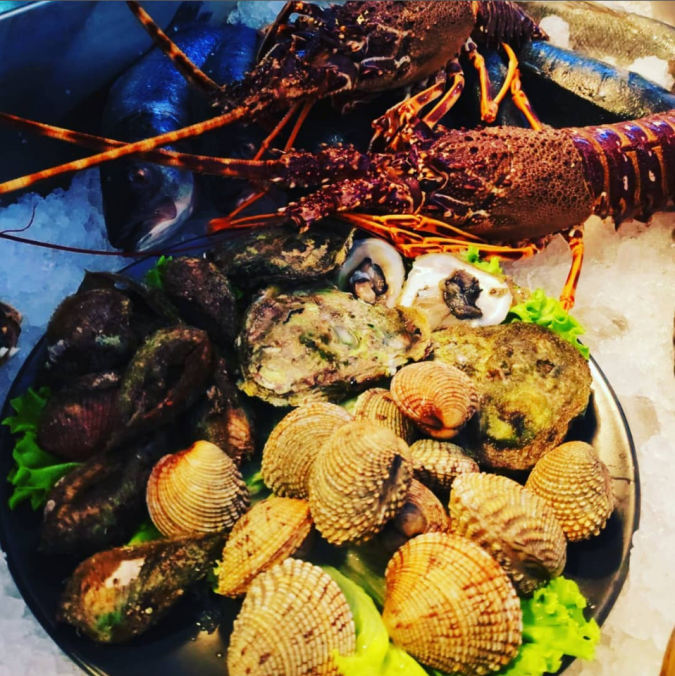 Restaurant Lino - fish and meat specialties on the promenade in the heart of Rabac Rabac